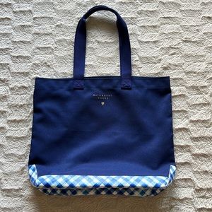 NWT B&BW Tote Bag